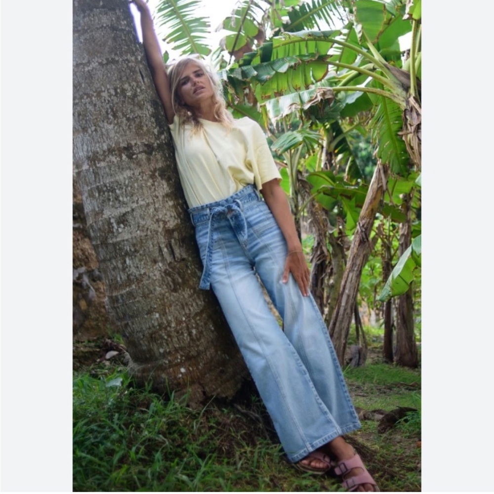 Wide Leg Light Blue Jeans